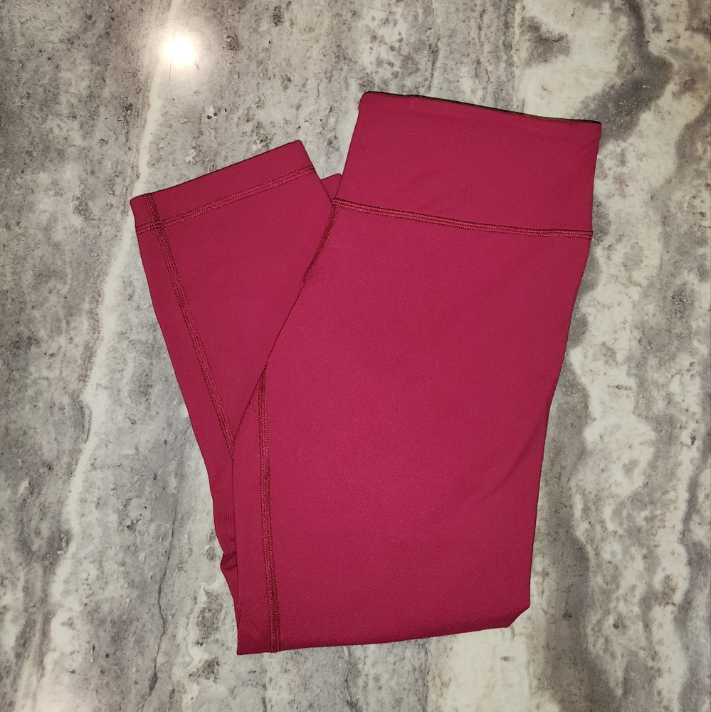 Lululemon Magenta High-Rise Crop Legging Size 8
